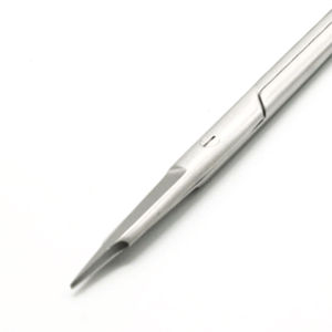 กรรไกรผ่าตัดทางการแพทย์ แบบตรง ขนาด 5.5 นิ้ว ปลายแหลม/ปลายทู่ - Product Image 4