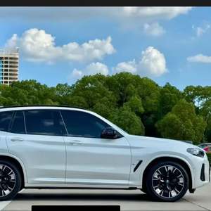Ampia disponibilità di BMW iX3 SUV usate del 2026, pronte per la spedizione - Product Image 1