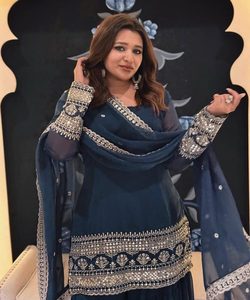 Party Wear Top Sharara Dupatta para mujer Seda Georgette Bordado - Product Image 4