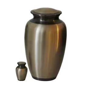 Urne funéraire premium pour adultes, finition pierre, cœur en métal, souvenir, vente en gros directe d'usine pour les cendres funéraires. - Product Image 4