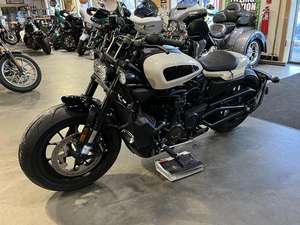 Oferta Anual 2023 RH1250S Sportster S Nueva (Motocicleta) en Venta - Product Image 4