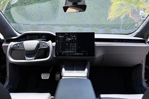 Tesla Model S Plaid 2022 Usado en Excelentes Condiciones - Product Image 3