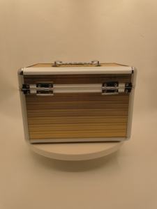 Très bon prix Trousse <span class=keywords><strong>de</strong></span> maquillage en métal avec serrure à code combiné en aluminium doré Vanité avec miroir et tiroir - Product Image 3