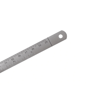 Regla de Medición Manual de Acero Inoxidable de Alta Calidad con Certificación CE ISO para Instrumentos de Cirugía Plástica, Uso Hospitalario, PAKDEN INDUSTRY - Product Image 4