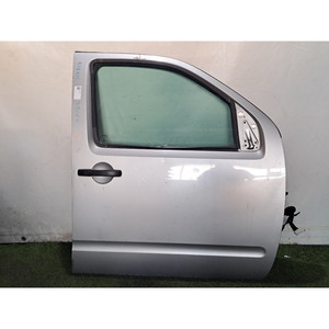 ประตูหน้าขวา DX NISSAN Navara Series H01005X0MB DOOR YD25 (05>15) - Product Image 1