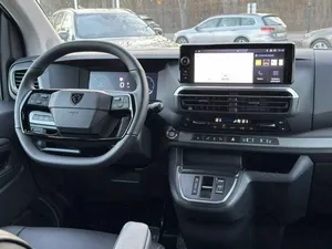 2025 PI-G0ET TRAVELLER LONG I <b>Restyling</b> Low Mileage Sound Engine AUTOMATIC Transmission Panoramic roof lights Ready to S - Product Image 6