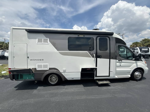 Good <b>Condition</b> for Used 2017 L_e_i_s_u_r_e Travel Wonder W24MB Luxury RV Motorhome Vehicle - Worldwide DELIVERY - Product Image 2