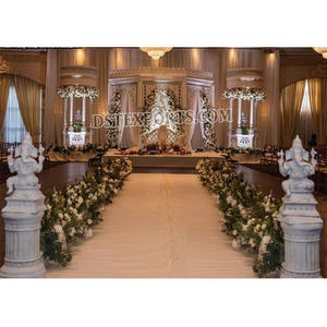 Décoration de scène blanche sur le thème de Rajwada pour mariages hindous, grande décoration de scène blanche pour mariage, grande décoration de scène blanche en FRP pour mariage indien - Product Image 1