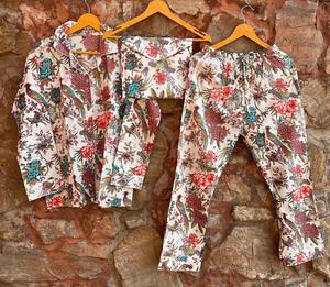 Jaipuri lujo indio hecho a mano mujer ropa de dormir 100% algodón verano pijama conjunto cómodo Top completo pantalón pájaro estampado incluye - Product Image 6