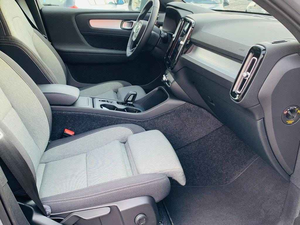 VOL-VO XC40 B3 B 2023 d'occasion, transmission automatique, ACC, PILPT, LED 360°, NAVI, Shzg 163 ch - Product Image 2