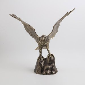 Sculpture d'aigle en Bronze volant et pièce maîtresse pour la décoration Figurine d'aigle coulée à la main et objet personnalisé à bas prix - Product Image 4