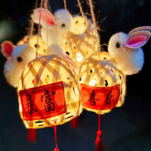 Wholesale Bamboo Woven Teddy Bear Lantern Mid-Autumn Festival Children Carrying LED Light Chinese Style Handmade Weaving Lamps - Product Image 5