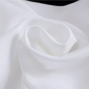 Robes de prêtre de haute qualité en tissu avec broderie, vente en gros d'église, nouveau style de robes de chœur - Product Image 6