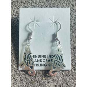 Boucles d'oreilles pendantes en argent sterling Navajo, motif loup, bijoux élégants en forme d'animal - Product Image 1