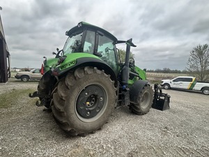 รถแทรกเตอร์มือสอง Deutz-Fahr 6175 พร้อมที่ตักด้านหน้า รถแทรกเตอร์ล้อคู่ 2WD สำหรับงานเกษตรและงานในสวน พร้อมบุ้งกี๋สำหรับงานในไร่และสนามหญ้า - Product Image 2