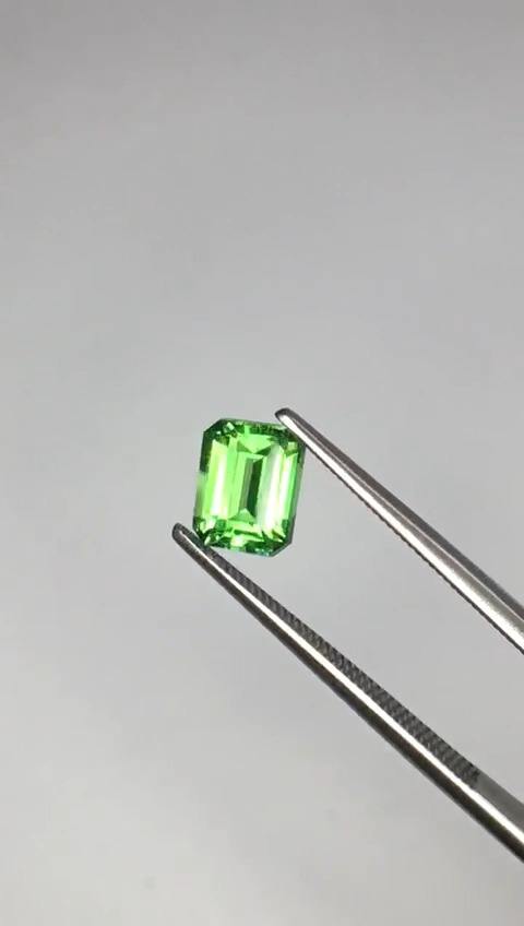 สีเขียว