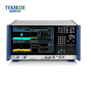 Analizador y Generador de Señales y Espectros Rohde & Schwarz FSWX3044 de 44 GHz - Product Image 1