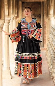 Vestido afgano de nuevo diseño para mujer, de moda vestido largo Balochi, vestido afgano con diseño de parche bordado para mujer, transpirable - Product Image 4