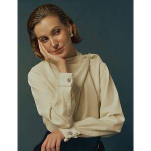 Blusa drapeada de cuello alto Crepúsculo de la mejor opción para mujeres Servicios ODM Tallas grandes para Otoño Invierno Primavera Verano - Product Image 1