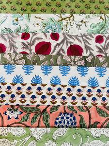 Tissu imprimé floral indien 100% pur coton mélangé et assorti pour vêtements pour femmes rideaux oreillers coussins sacs - Product Image 5