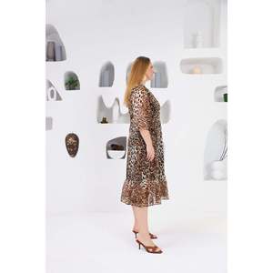 Robe décontractée pour femmes grandes tailles RMG, imprimé léopard en fourrure de vison, doublée, confortable, 100% polyester, tenue de tous les jours, tendance - Product Image 2