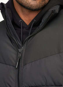 Veste matelassée pour homme de qualité supérieure 2025, style fermeture éclair, tissu 100% polyester, col montant, veste oversize pour l'extérieur, faible MOQ - Product Image 3