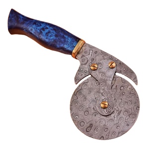 Cuchillo para Pizza de Acero al Carbono de Alta Calidad, Forjado a Mano, con Grabado, Estilo Vikingo, con Funda de Cuero - Product Image 1
