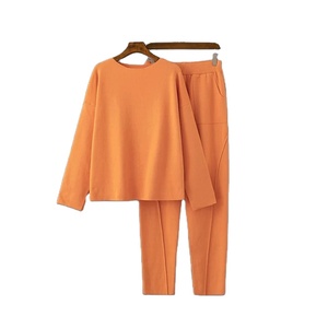 ชุดเสื้อกันหนาวไหมพรมคอโอ แขนยาว ผ้าฝ้าย 100% หนานุ่ม อุ่นสบาย สำหรับผู้หญิง พร้อมกางเกงขายาวทรงหลวม สไตล์ลำลอง - Product Image 2