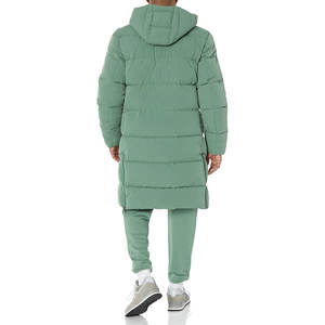 Chaqueta acolchada larga personalizada para hombre con acolchado, abrigo con cremallera y capucha para uso diario en invierno al aire libre - Product Image 5