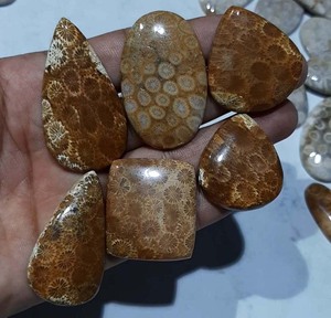 Superbe Malachite Cabochon Loos Gemmes Pour Bijoux De Mariage Usine En Gros 2023 Nouveau Design Nature Élégant 925 de forme Ovale - Product Image 3