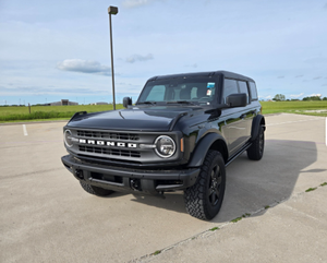 Ford Bronco Black Diamond 2024 - Véhicule à énergie nouvelle d'occasion en excellent état - À vendre - Product Image 4