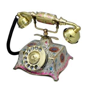Teléfono de latón hecho a mano con Meena Work, teléfono antiguo de moda para la decoración de la entrada de la pared del hogar. - Product Image 1
