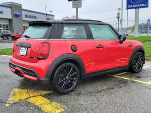 MINI Hardtop 2 Puertas Cooper S 2024 IMPECABLE - Product Image 3