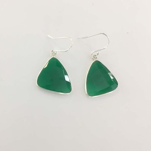 Boucles d'oreilles en argent sterling 925, vente en gros en ligne, boucles d'oreilles en argent sterling 925 avec pierres précieuses, design populaire, onyx vert taillé - Product Image 4