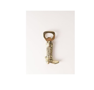 Abrebotellas de hierro fundido antiguo único con estructura fuerte, perfecto para cocinas al aire libre, eventos de banquetes e interiores rústicos - Product Image 1