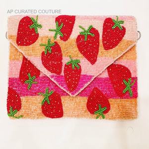 Pochette vintage à fermoir enveloppe, ornée de perles, travail de perlage complexe, tissu en toile, fabrication artisanale, luxe, broderie à la main - Product Image 5