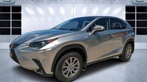 Auto Deportivo Lexus NX 300 AWD 2020 Usado en el Extranjero - Product Image 2
