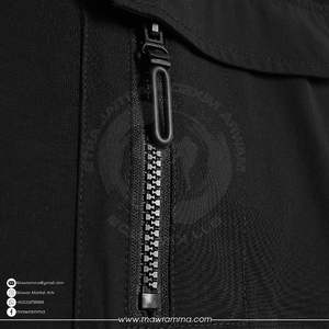 Sweat-shirt unisexe brodé en gros, logo personnalisé, haute qualité, pull chaud, streetwear de luxe, sweat-shirt à capuche avec poche avant - Product Image 4