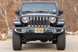 Nuevo Jeep Gladiator Overland 2023, SUV 4x4, Motor Turbo de 6.1-8L, Transmisión Automática, Techo Corredizo, Faros LED - Product Image 3