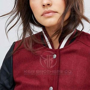 Premium Femmes Manches En Cuir Varsity Veste Rétro Bomber Letterman Veste pour College Team Casual Fashion - Product Image 3