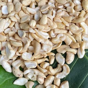 เมล็ดเม็ดมะม่วงหิมพานต์แบบดิบจากเวียดนามซันทิโก Ww320ไม่เสียภาษี - Product Image 1