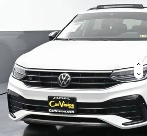 Occasion 2024 pour Tiguan SE R-Line Black 4Motion Conduite à Gauche Émissions Euro IV - Product Image 1