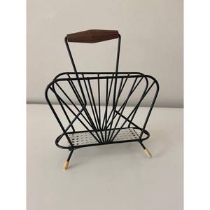 Porte-serviettes en métal du milieu du siècle ou support de courrier dans un support de mouchoirs de style Pilastro pour table à manger ou bureau - Product Image 5