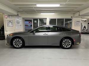 Utilizado cuidadosamente 2022 para Mirai XLE FWD Coupe Turbo Leather R16 - Product Image 5