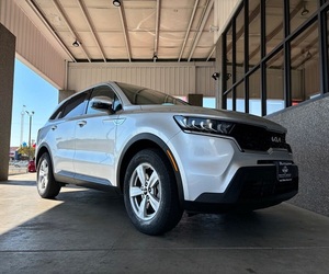 Gran Oferta, ¡Aprovecha!... Kia Sorento LX FWD 2022 Listo para Enviar - Product Image 1