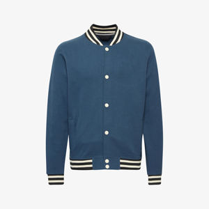 แจ็คเก็ตวาร์ซิตี้ผู้ชายแบบพรีเมียม OEM สั่งทำพิเศษ สีน้ำเงินตัดแขนสีเบจ แจ็คเก็ตเบสบอลสไตล์คลาสสิกแบบ Letterman - Product Image 1
