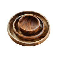 Bol de service en bois naturel de qualité supérieure, design élégant pour des présentations de dîner raffinées, plats et assiettes artisanaux