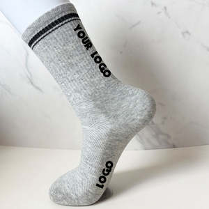 Chaussettes de sport en vrac personnalisables de style basique avec logo brodé, longueur mi-mollet tricotée pour hommes et femmes, couleurs personnalisées, personnalisation de la marque - Product Image 3