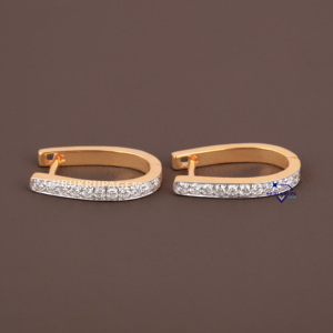 Meilleures ventes Boucles d'oreilles élégantes en argent sterling 925 VVS Clarity DEF Color Moissanite Diamonds Trending Hoop Earring for Women - Product Image 1