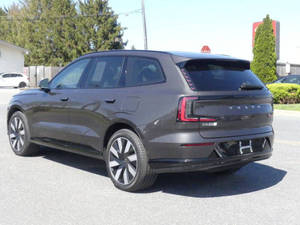 Volvo EX90 Twin Performance Ultra 7P 2025 Usado en Excelentes Condiciones - Product Image 4